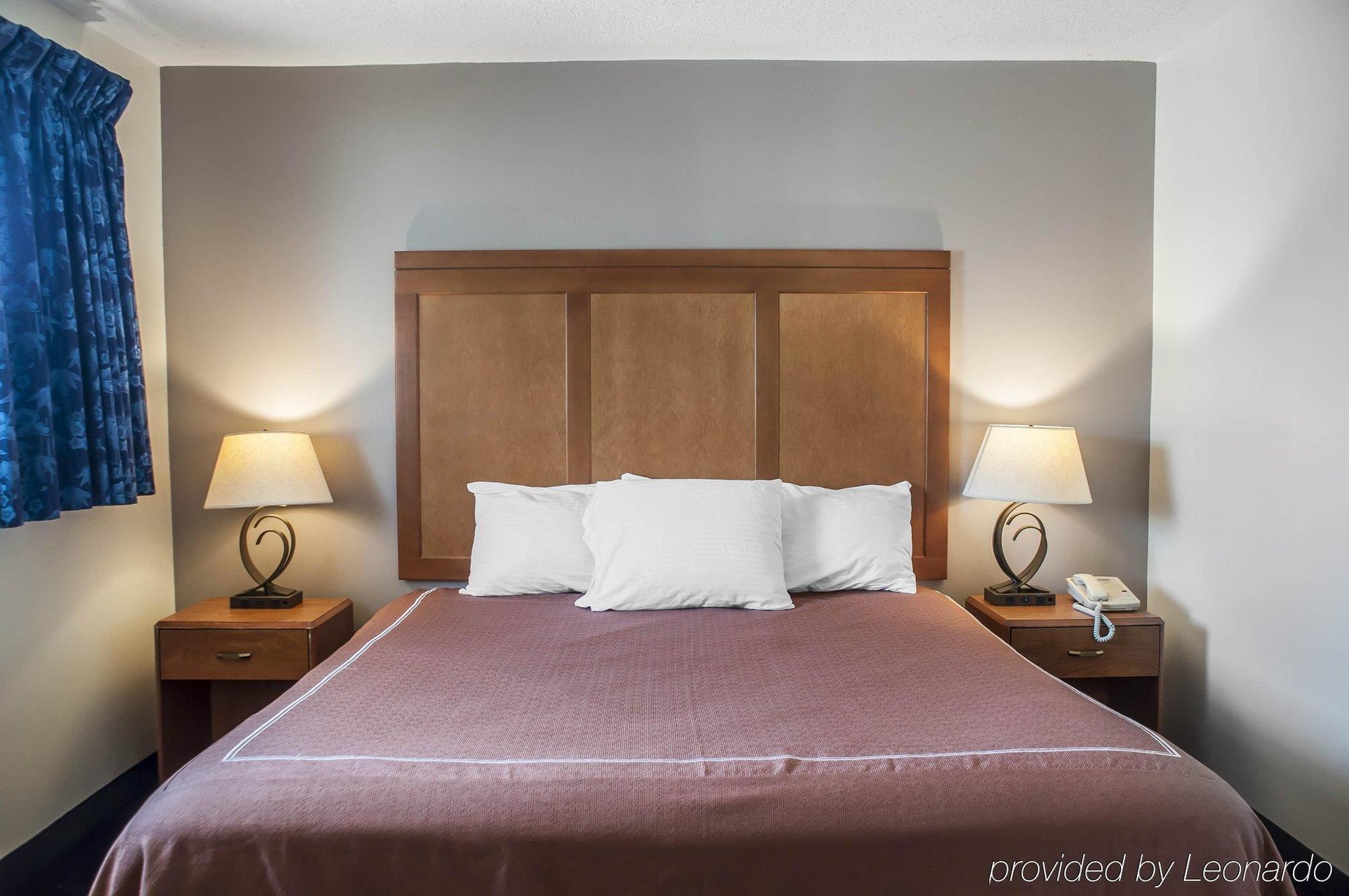 Castle Inn & Suites Niagara Falls Kültér fotó