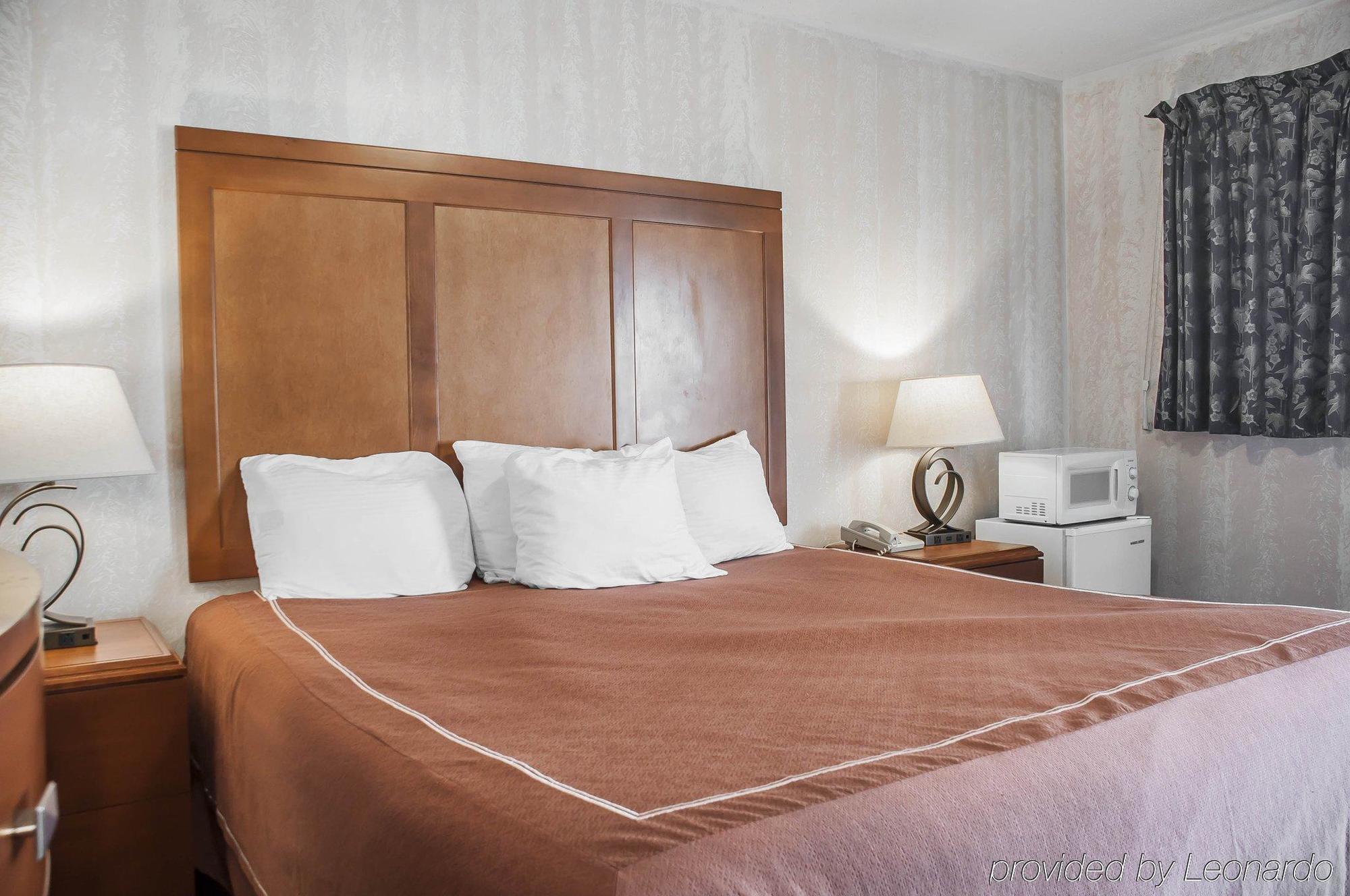 Castle Inn & Suites Niagara Falls Kültér fotó