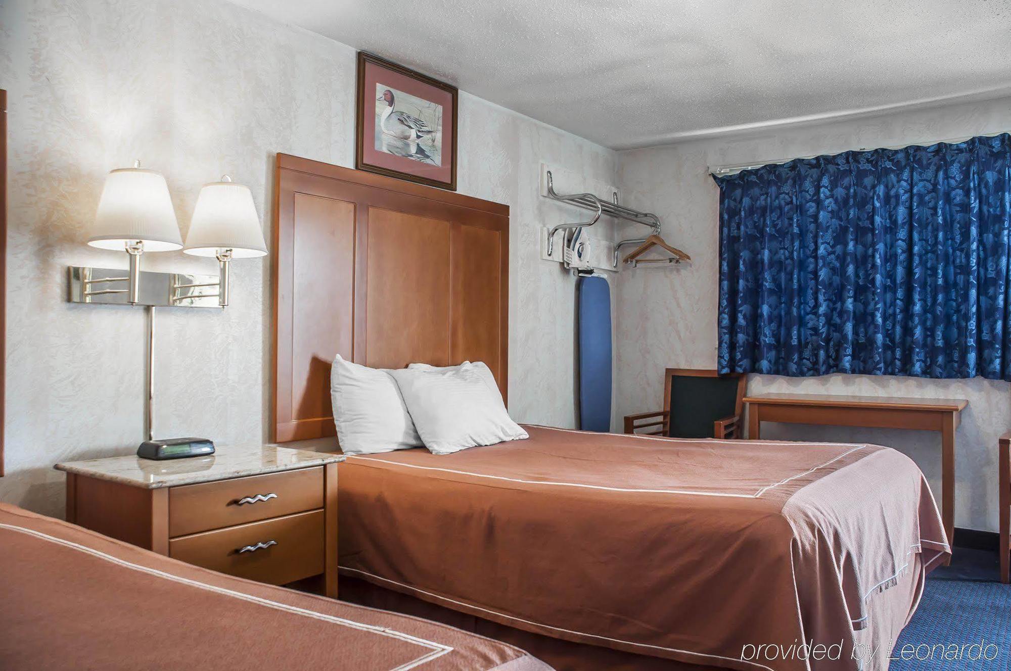 Castle Inn & Suites Niagara Falls Kültér fotó