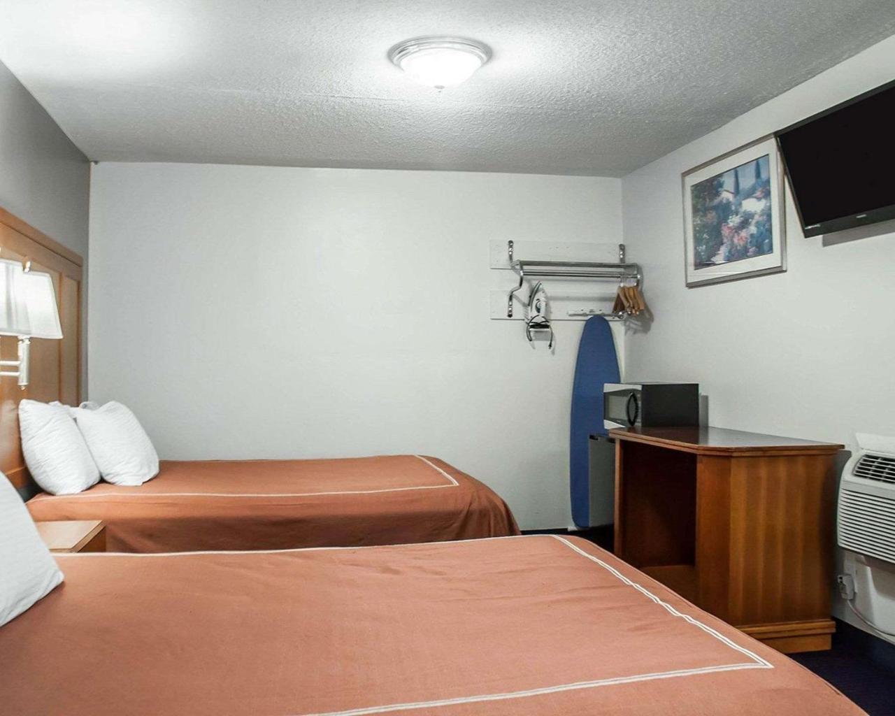 Castle Inn & Suites Niagara Falls Kültér fotó